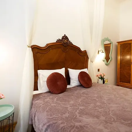 Villabaroque_eger Bed and Breakfast