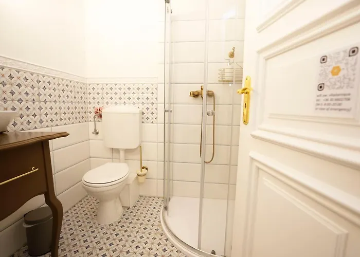 住宿加早餐酒店 Villabaroque_eger 埃格尔