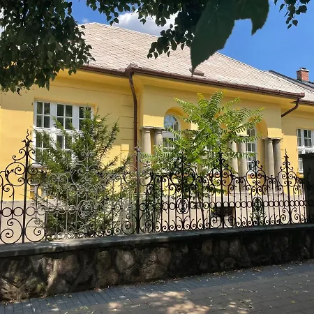 Villabaroque_eger 3* Eger