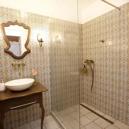 Alojamento de Acomodação e Pequeno-almoço Villabaroque_eger 3*