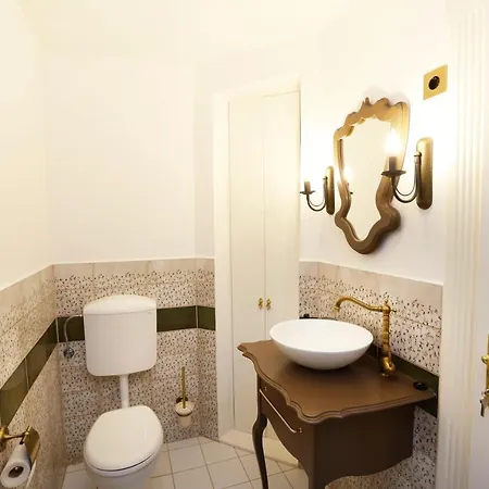 Villabaroque_eger Bed & Breakfast *