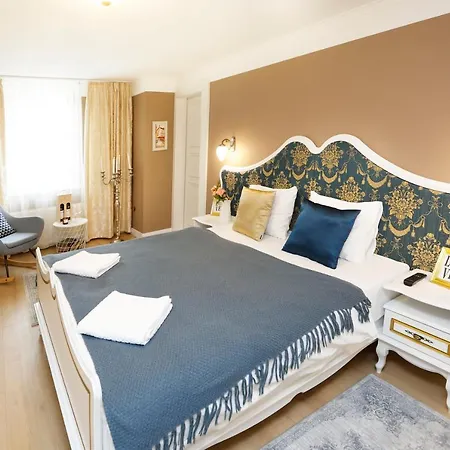 Villabaroque_eger Alojamento de Acomodação e Pequeno-almoço Eger