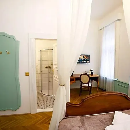 Villabaroque_eger