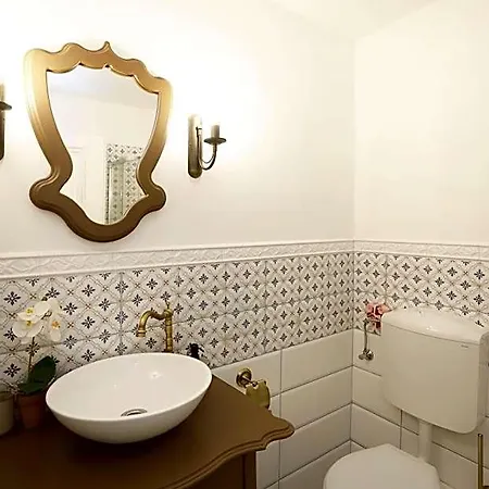 לינה וארוחת בוקר Villabaroque_eger