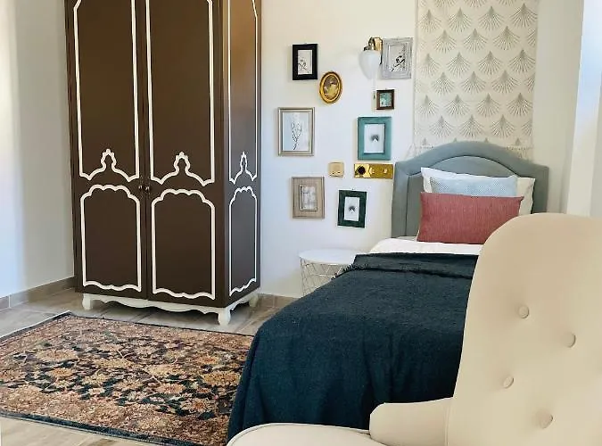 Villabaroque_eger Nocleg ze śniadaniem 3*