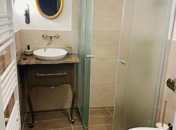 Villabaroque_eger Nocleg ze śniadaniem