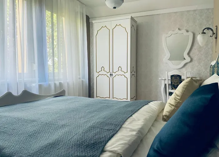 Villabaroque_eger Nocleg ze śniadaniem 3*